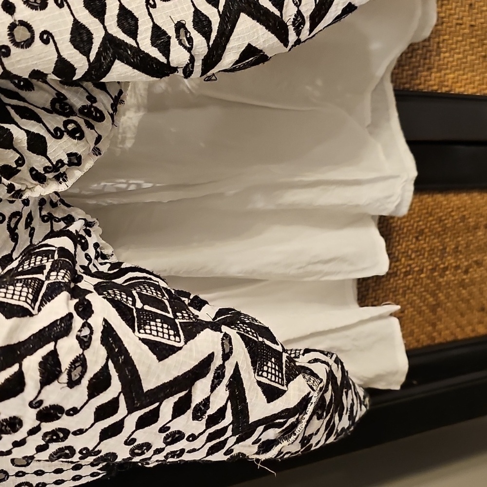 Anthropologie Black and White Long Sleeve Sundress - Picture 6 of 7